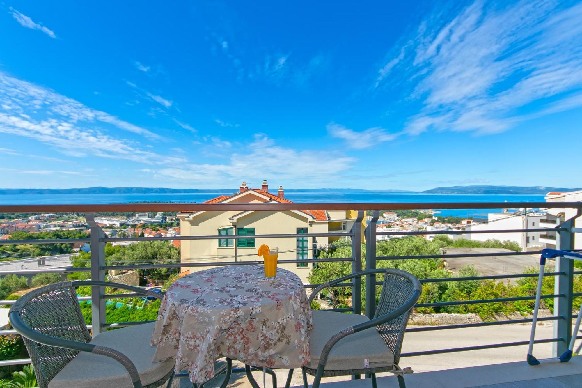 Nataly With Free Parking Apartment Makarska