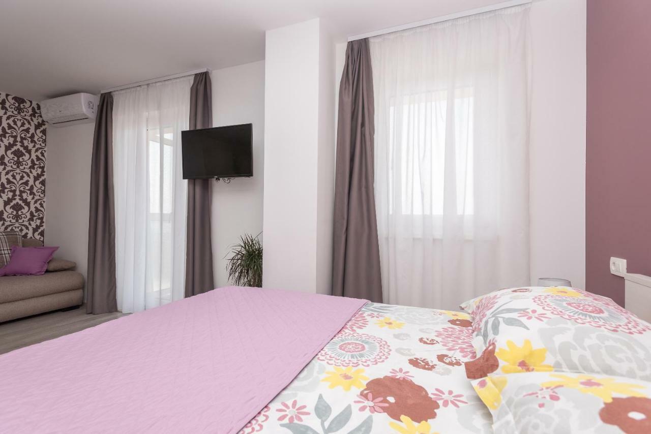 Apartment Nataly With Free Parking Makarska
